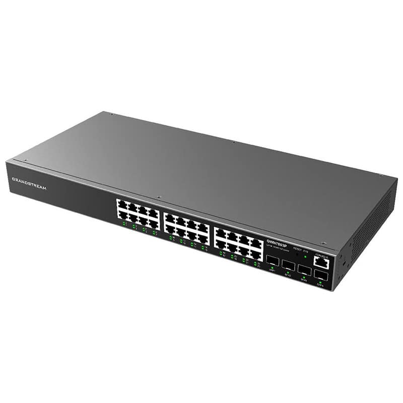 Vue avant du Switch Grandstream GWN7803P avec 24 ports Ethernet PoE+ et 4 ports SFP